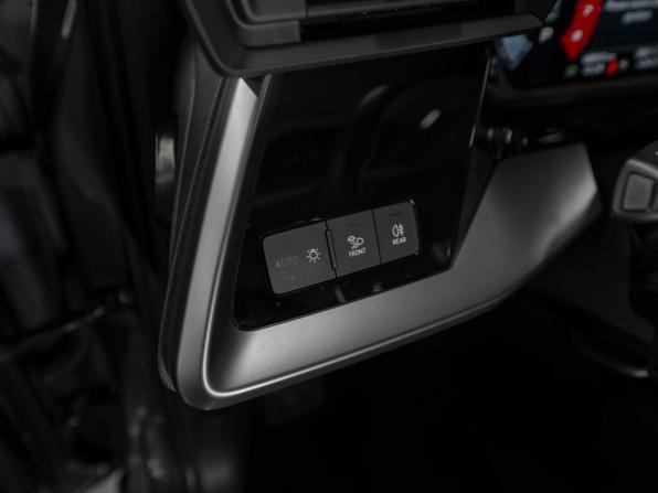 Audi A3 IV (8Y) Рестайлинг с пробегом 2022 года, цена 2 760 000 рублей, 48889 км, седан, Автокод Объявления