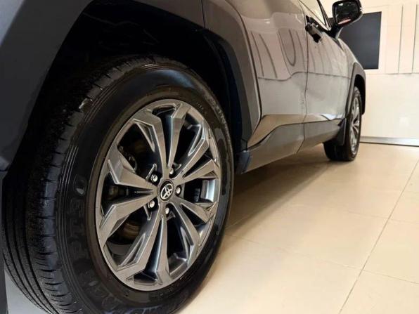 Toyota RAV4 V (XA50) с пробегом 2025 года, цена 3 996 000 рублей, 27000 км, внедорожник, Автокод Объявления