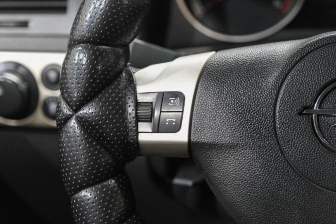 Opel Astra H Рестайлинг с пробегом 2008 года, цена 449 000 рублей, 384000 км, седан, Автокод Объявления