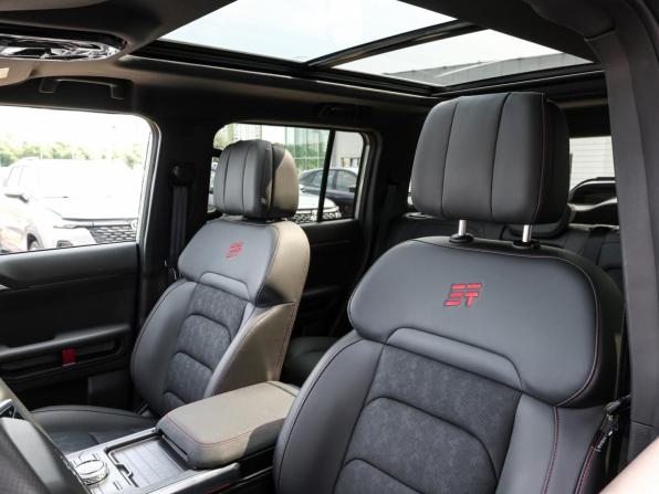 JETOUR T2 с пробегом 2024 года, цена 3 298 000 рублей, 32567 км, внедорожник, Автокод Объявления