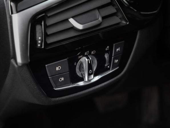 BMW 5 серии VII (G30/G31/G38) с пробегом 2017 года, цена 3 189 000 рублей, 103000 км, седан, Автокод Объявления