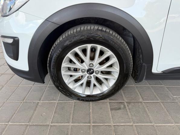 Kia Rio IV с пробегом 2018 года, цена 1 375 000 рублей, 139750 км, хэтчбек, Автокод Объявления