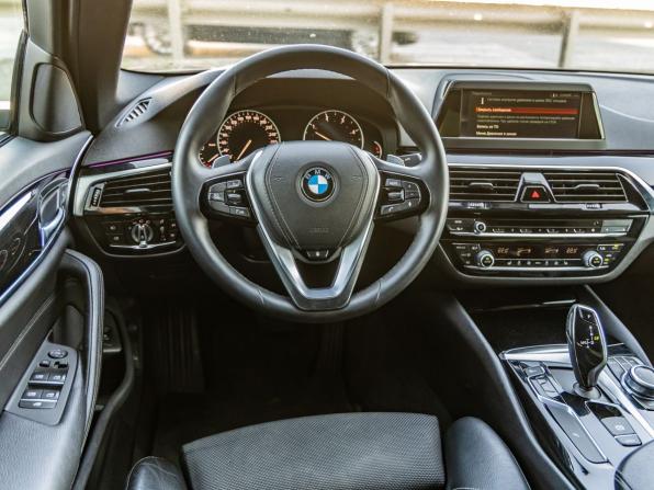 BMW 5 серии VII (G30/G31/G38) с пробегом 2018 года, цена 2 498 000 рублей, 209349 км, седан, Автокод Объявления