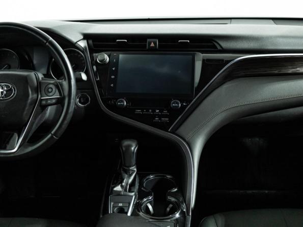 Toyota Camry VIII (XV70) с пробегом 2019 года, цена 2 379 700 рублей, 110672 км, седан, Автокод Объявления
