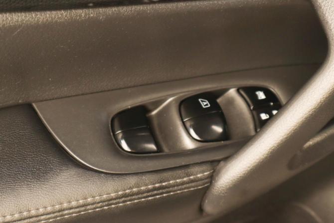 Nissan X-Trail III Рестайлинг с пробегом 2017 года, цена 1 799 000 рублей, 200000 км, внедорожник, Автокод Объявления