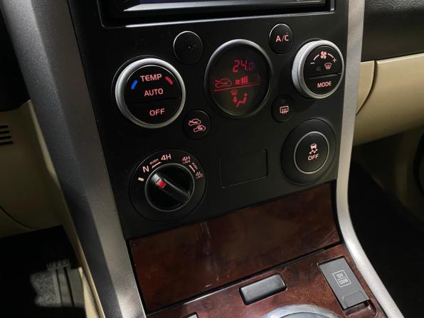 Suzuki Grand Vitara II Рестайлинг 2 с пробегом 2012 года, цена 1 570 000 рублей, 116194 км, внедорожник, Автокод Объявления
