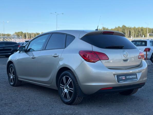 Opel Astra J с пробегом 2012 года, цена 515 000 рублей, 221000 км, хэтчбек, Автокод Объявления