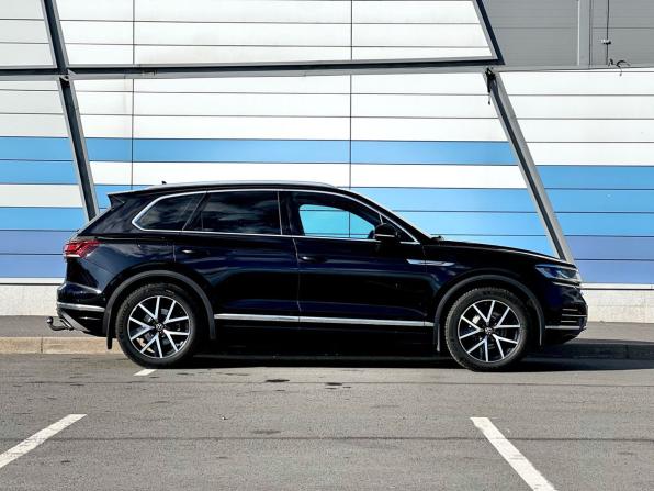 Volkswagen Touareg III с пробегом 2021 года, цена 4 949 000 рублей, 95000 км, внедорожник, Автокод Объявления