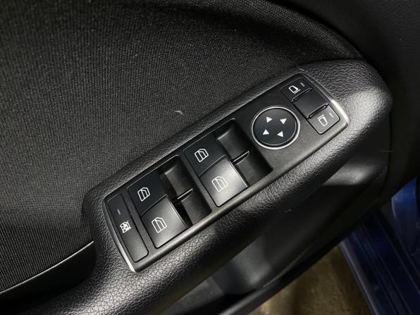 Mercedes-Benz B-Класс II (W246) с пробегом 2012 года, цена 1 050 000 рублей, 171697 км, хэтчбек, Автокод Объявления