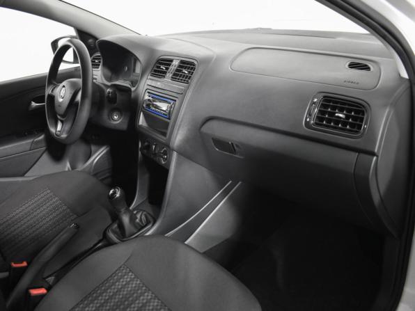 Volkswagen Polo V Рестайлинг с пробегом 2017 года, цена 783 000 рублей, 180279 км, седан, Автокод Объявления