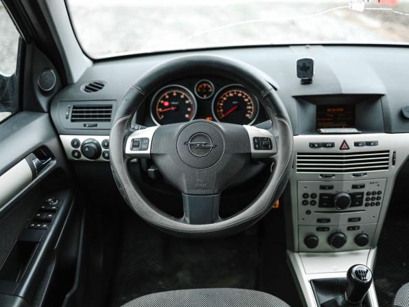 Opel Astra H Рестайлинг с пробегом 2008 года, цена 549 000 рублей, 162000 км, седан, Автокод Объявления
