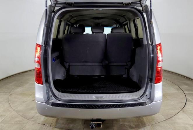 Hyundai H-1 II с пробегом 2015 года, цена 1 640 000 рублей, 352777 км, минивэн, Автокод Объявления