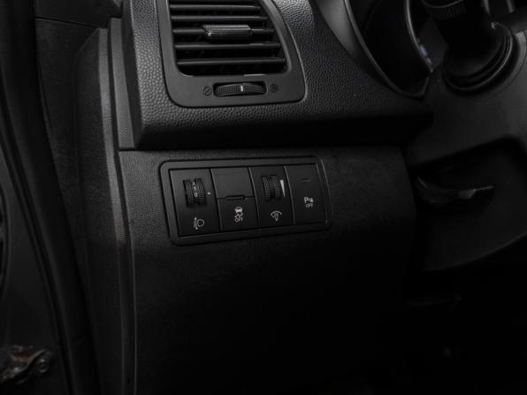 Kia Venga I Рестайлинг с пробегом 2014 года, цена 945 000 рублей, 176444 км, минивэн, Автокод Объявления