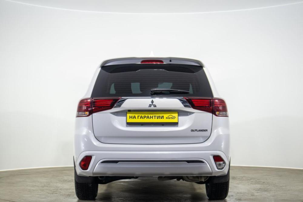 Mitsubishi Outlander III Рестайлинг 3 Оренбург  - изображение 6