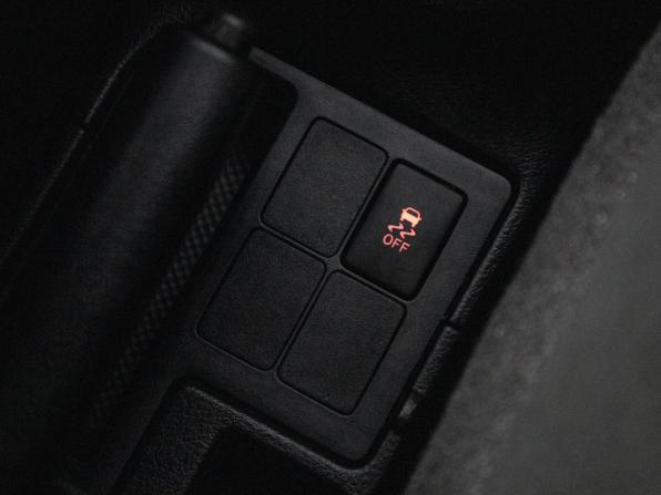 Toyota Vitz III (XP130) Рестайлинг 2 с пробегом 2018 года, цена 1 040 000 рублей, 55922 км, хэтчбек, Автокод Объявления