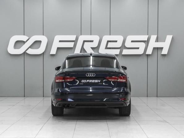 Audi A3 III (8V) Рестайлинг с пробегом 2019 года, цена 1 929 000 рублей, 109114 км, седан, Автокод Объявления