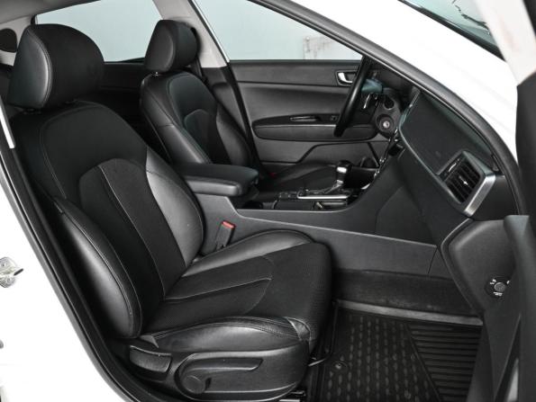 Kia Optima IV с пробегом 2018 года, цена 1 959 000 рублей, 169172 км, седан, Автокод Объявления
