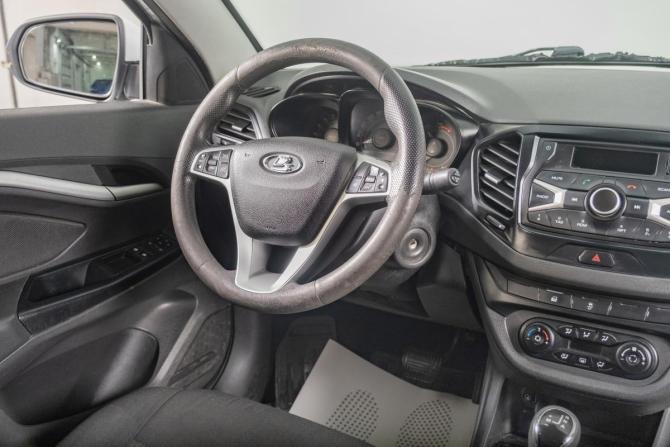 Lada (ВАЗ) Vesta I с пробегом 2018 года, цена 889 000 рублей, 193000 км, седан, Автокод Объявления