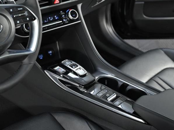 Hyundai Sonata VIII (DN8) с пробегом 2022 года, цена 2 599 000 рублей, 41000 км, седан, Автокод Объявления