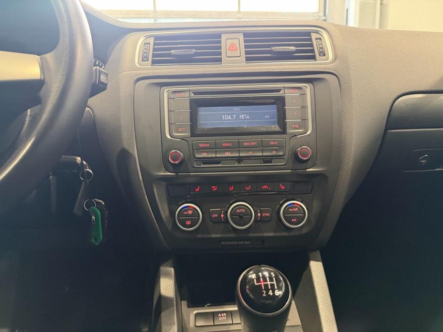 Volkswagen Jetta VI Москва  - изображение 16