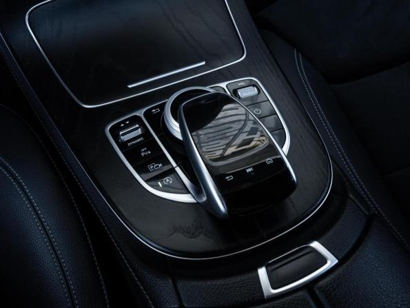 Mercedes-Benz E-Класс V (W213 S213 C238) с пробегом 2018 года, цена 2 998 000 рублей, 142571 км, седан, Автокод Объявления