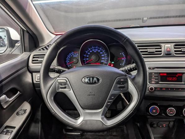 Kia Rio III Рестайлинг с пробегом 2017 года, цена 1 250 000 рублей, 104038 км, хэтчбек, Автокод Объявления