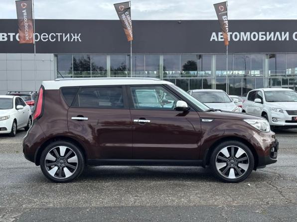 Kia Soul II Рестайлинг с пробегом 2018 года, цена 1 700 000 рублей, 98000 км, хэтчбек, Автокод Объявления