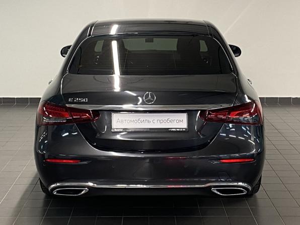 Mercedes-Benz E-Класс V (W213 S213 C238) Рестайлинг с пробегом 2021 года, цена 3 570 000 рублей, 55211 км, седан, Автокод Объявления