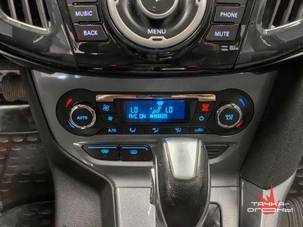 Ford Focus III с пробегом 2014 года, цена 845 000 рублей, 148000 км, хэтчбек, Автокод Объявления