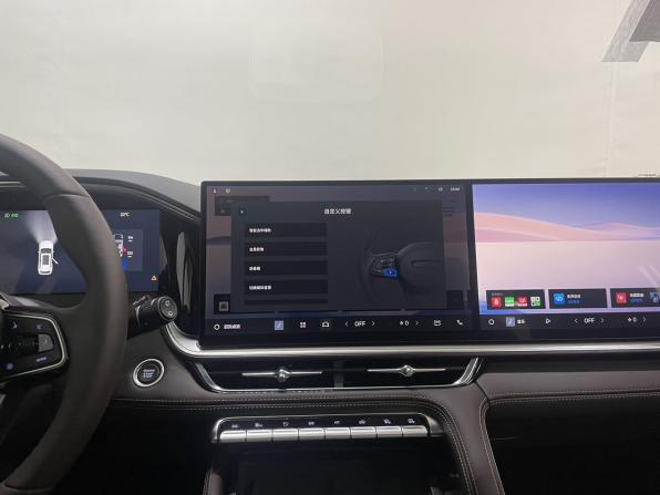 Geely Monjaro I Рестайлинг 2 с пробегом 2026 года, цена 4 180 000 рублей, 40 км, внедорожник, Автокод Объявления
