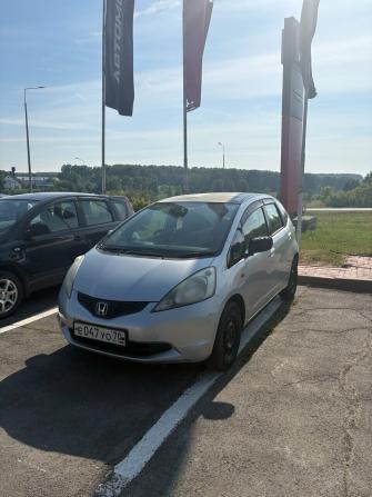 Honda Fit II с пробегом 2010 года, цена 599 000 рублей, 228000 км, хэтчбек, Автокод Объявления