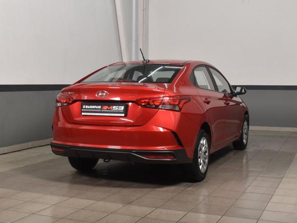 Hyundai Solaris II Рестайлинг с пробегом 2021 года, цена 1 534 995 рублей, 38065 км, седан, Автокод Объявления