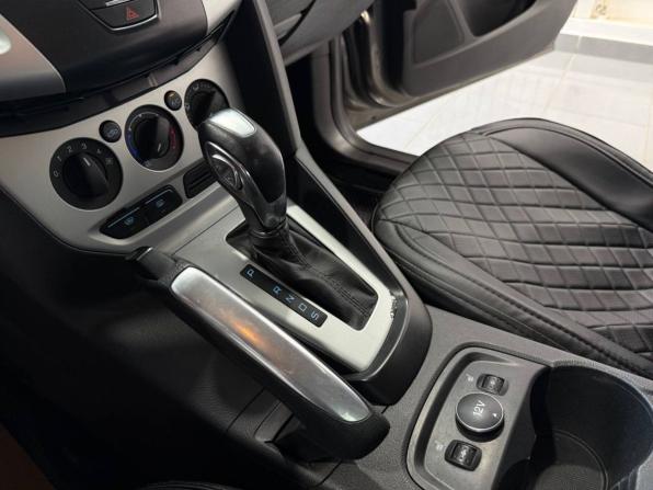 Ford Focus III с пробегом 2012 года, цена 700 000 рублей, 218358 км, седан, Автокод Объявления