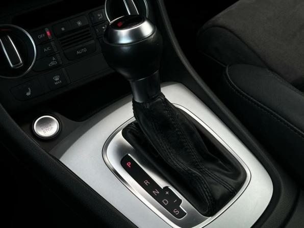 Audi Q3 I (8U) Рестайлинг с пробегом 2016 года, цена 2 508 800 рублей, 61518 км, внедорожник, Автокод Объявления