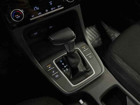Hyundai Creta II с пробегом 2021 года, цена 1 970 000 рублей, 111000 км, внедорожник, Автокод Объявления