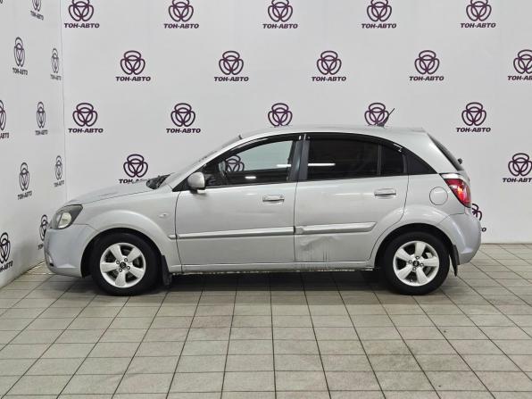 Kia Rio II Рестайлинг с пробегом 2010 года, цена 485 000 рублей, 176032 км, хэтчбек, Автокод Объявления