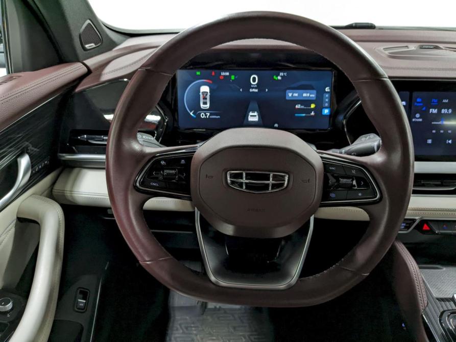 Geely Monjaro I Москва  - изображение 25
