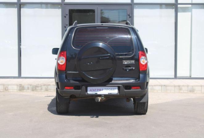 Chevrolet Niva I Рестайлинг с пробегом 2015 года, цена 700 000 рублей, 110626 км, внедорожник, Автокод Объявления