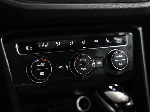 Volkswagen Tiguan II с пробегом 2017 года, цена 2 619 000 рублей, 123503 км, внедорожник, Автокод Объявления