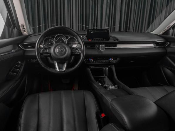 Mazda 6 III (GJ) Рестайлинг 2 с пробегом 2019 года, цена 2 679 000 рублей, 54279 км, седан, Автокод Объявления