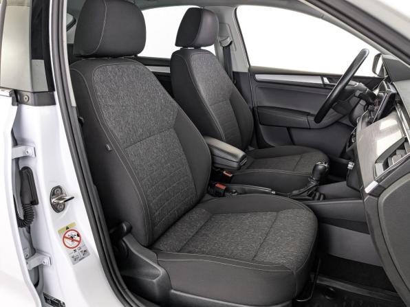 Skoda Rapid II с пробегом 2022 года, цена 1 595 000 рублей, 109296 км, лифтбек, Автокод Объявления