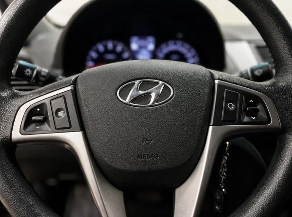 Hyundai Solaris I Рестайлинг с пробегом 2016 года, цена 1 079 500 рублей, 132400 км, седан, Автокод Объявления