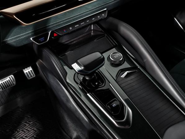Geely Monjaro I с пробегом 2023 года, цена 2 805 000 рублей, 76166 км, внедорожник, Автокод Объявления