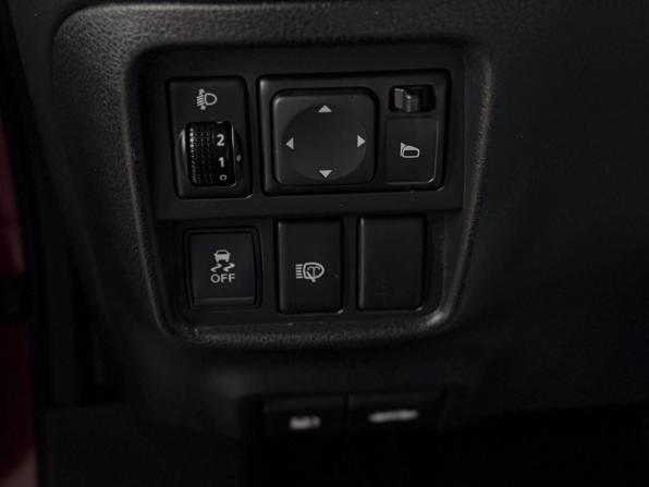 Nissan Juke I с пробегом 2012 года, цена 1 150 000 рублей, 91404 км, внедорожник, Автокод Объявления