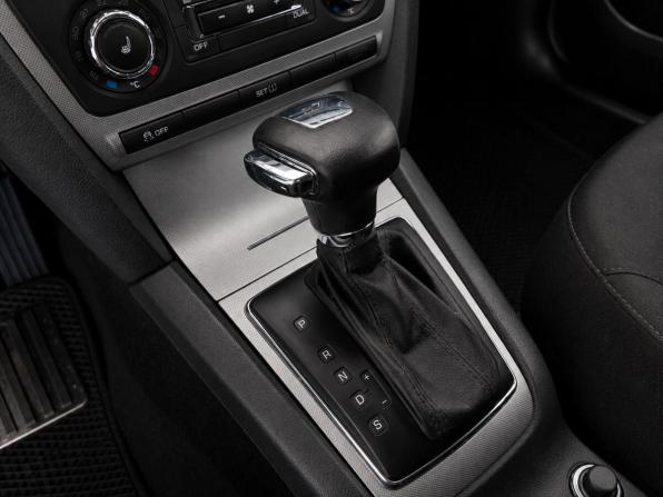 Skoda Octavia II (A5) Рестайлинг с пробегом 2012 года, цена 1 199 000 рублей, 168000 км, лифтбек, Автокод Объявления