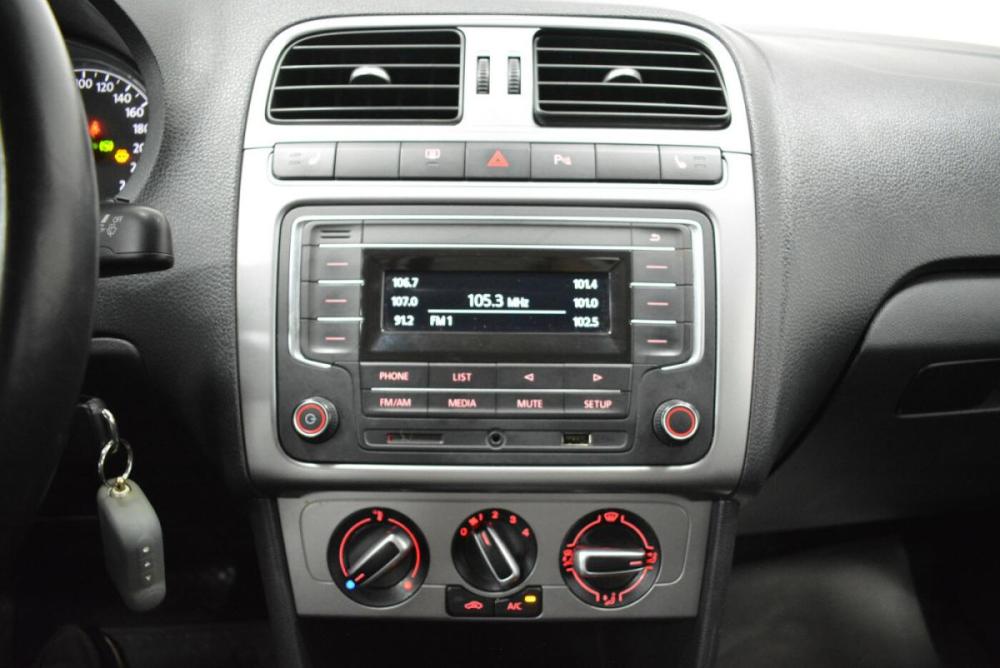 Volkswagen Polo V Рестайлинг Киров  - изображение 9