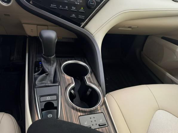 Toyota Camry VIII (XV70) с пробегом 2019 года, цена 2 670 000 рублей, 66623 км, седан, Автокод Объявления