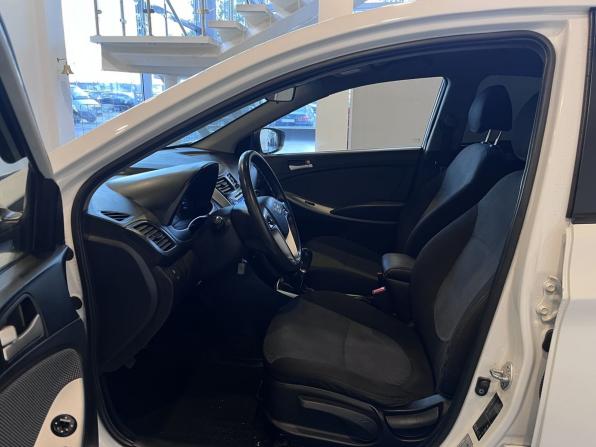 Hyundai Solaris I с пробегом 2011 года, цена 481 000 рублей, 241941 км, седан, Автокод Объявления