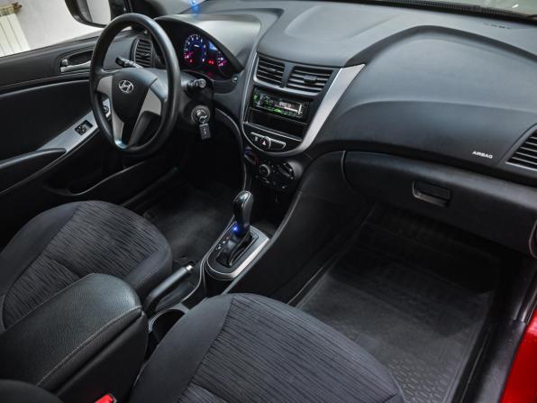 Hyundai Solaris I Рестайлинг с пробегом 2015 года, цена 1 219 000 рублей, 94254 км, хэтчбек, Автокод Объявления