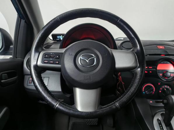Mazda 2 II Рестайлинг (DE2) с пробегом 2013 года, цена 833 000 рублей, 155471 км, хэтчбек, Автокод Объявления